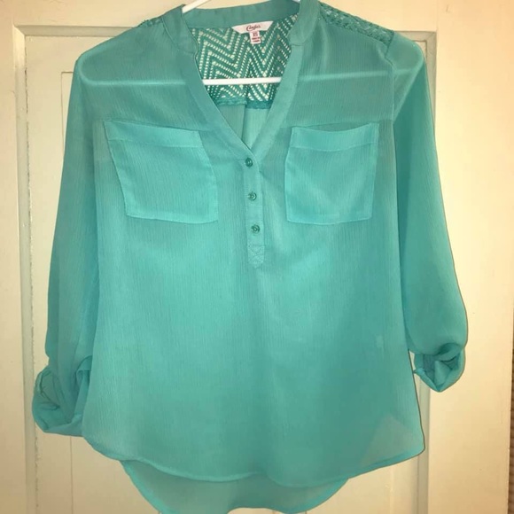 Clothes - Picture 4 of 7